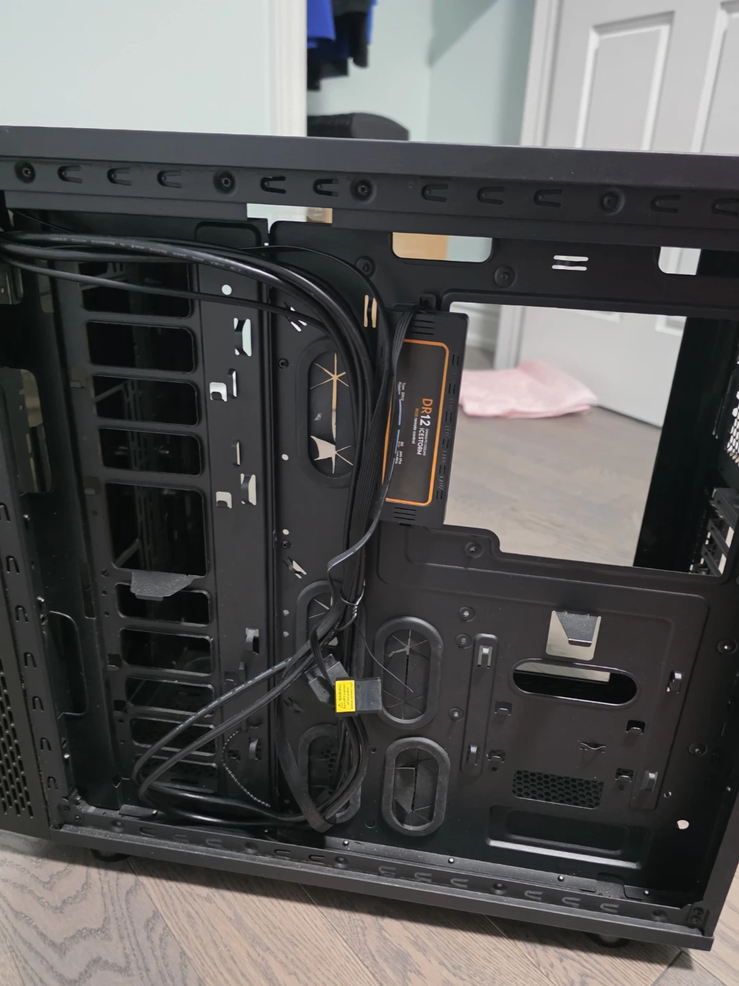 Thermaltake Mid Tower Computer Case - photo 5