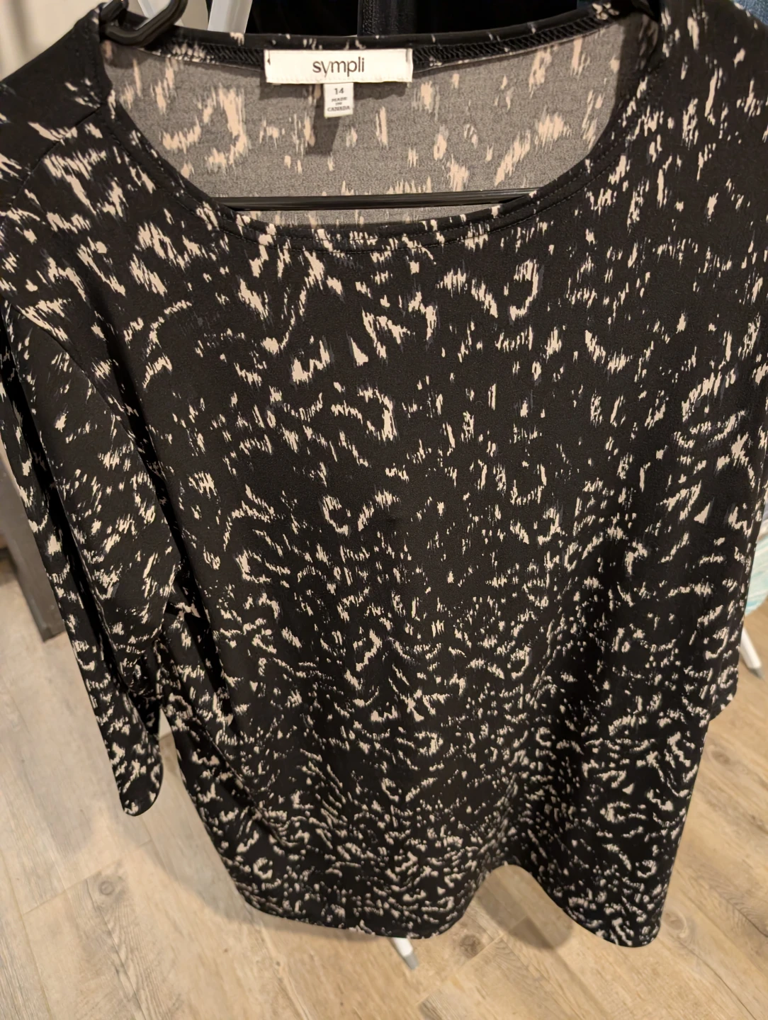 Sympli Women's Black & Tan Print Top - Size 14