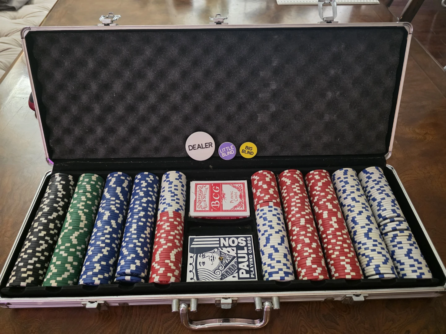 Poker Chip Set 500 with Playing Cards