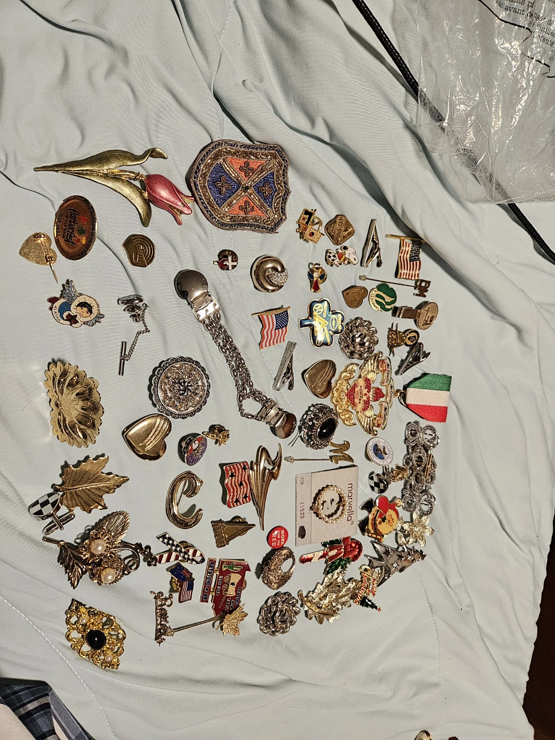 Vintage tie clips/cuff links ect. - photo 2