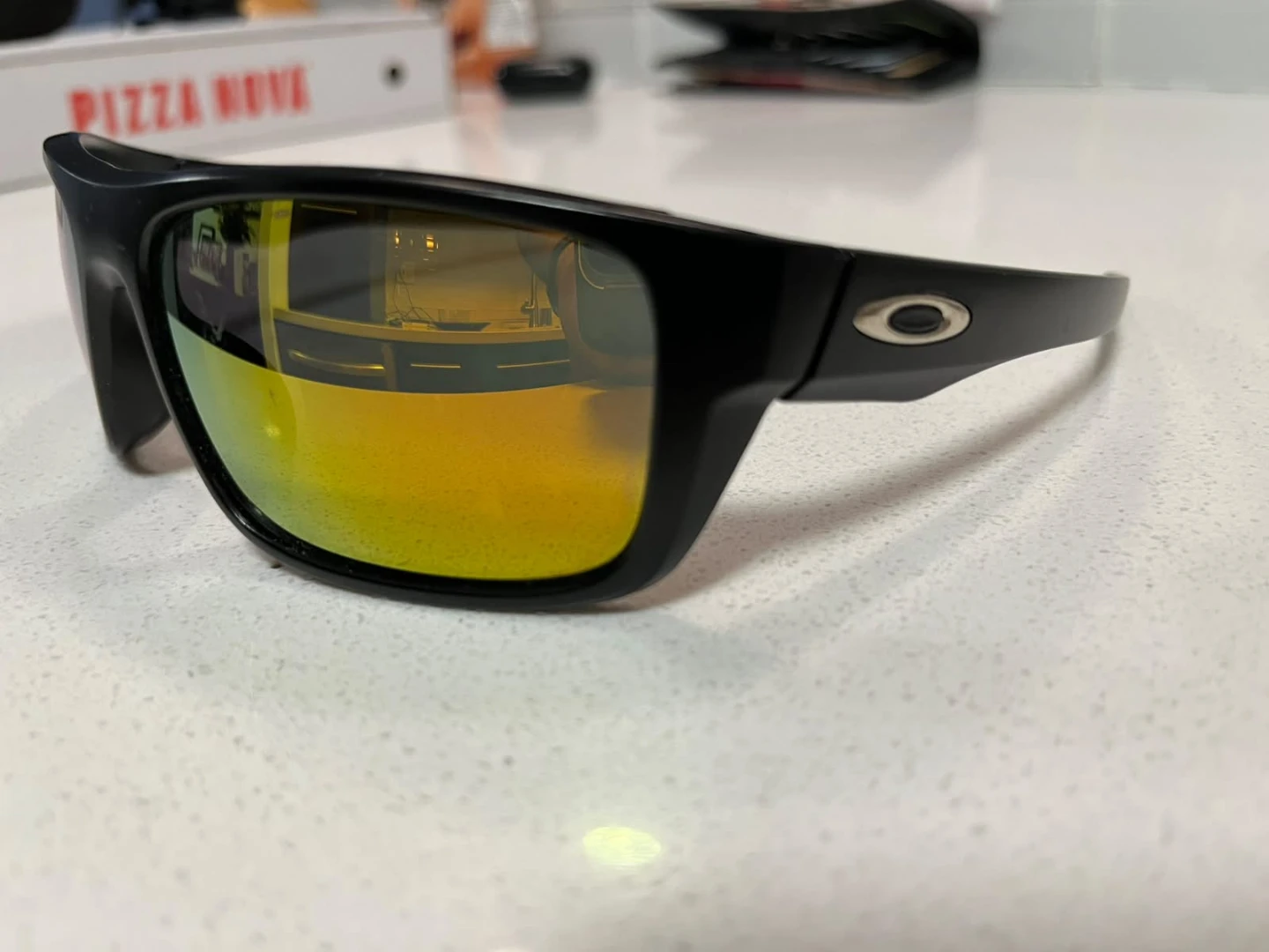 Oakley Sunglasses  with Case 2for1 - photo 4