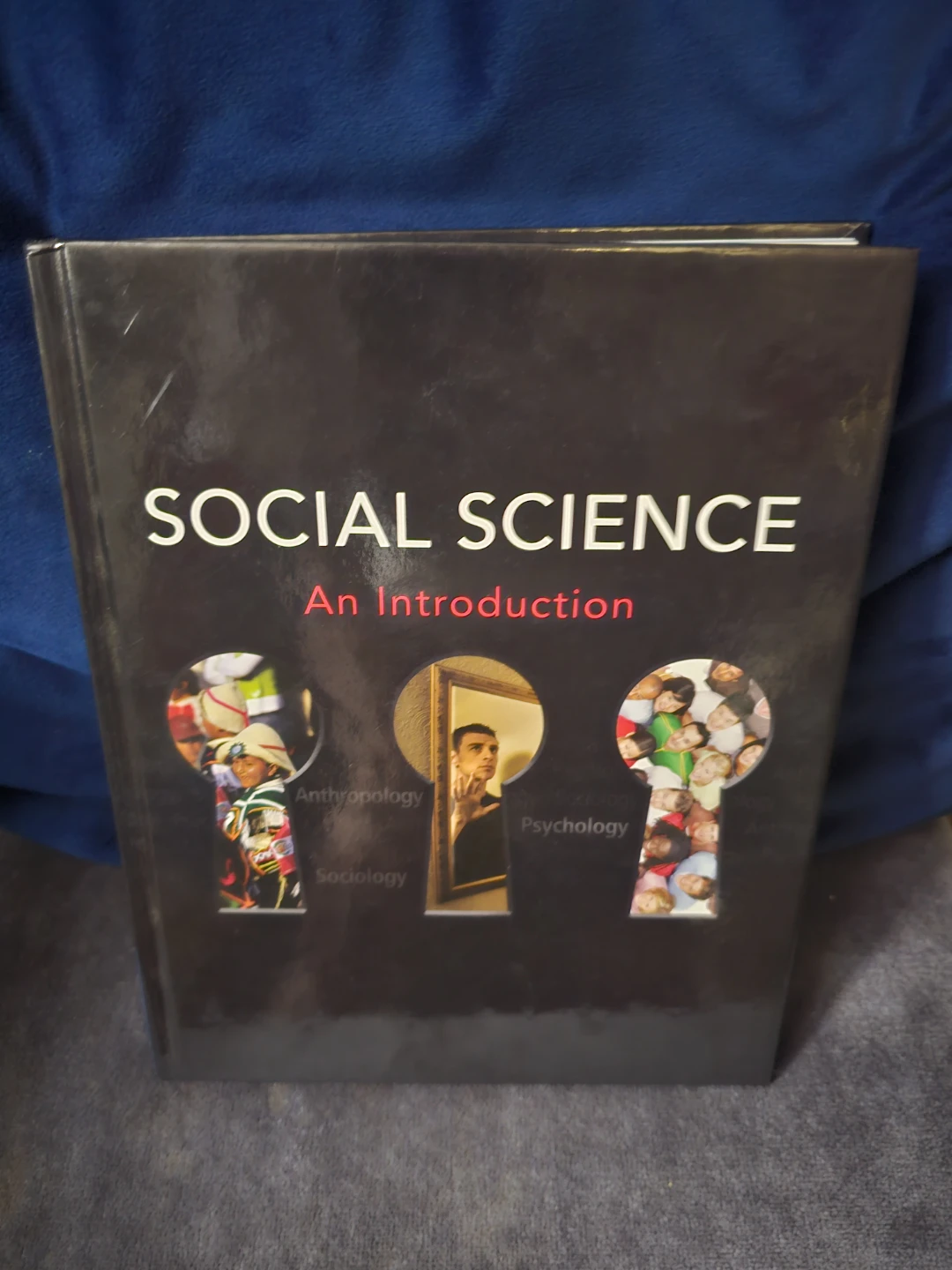 Social Science: An Introduction Textbook
