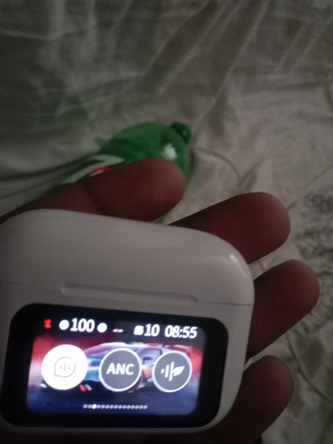 White Wireless Earbuds with Charging Case - photo 2