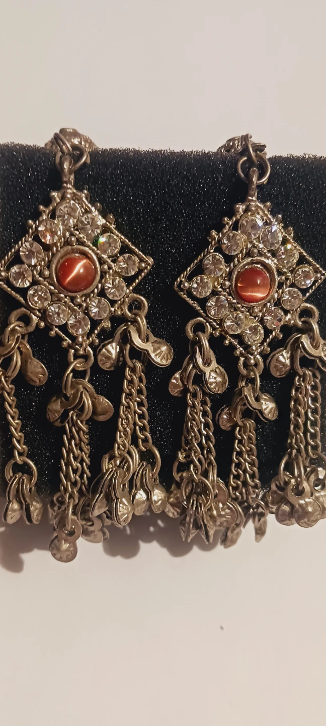 Gorgeous Boho Dangle Earrings with Red Stones