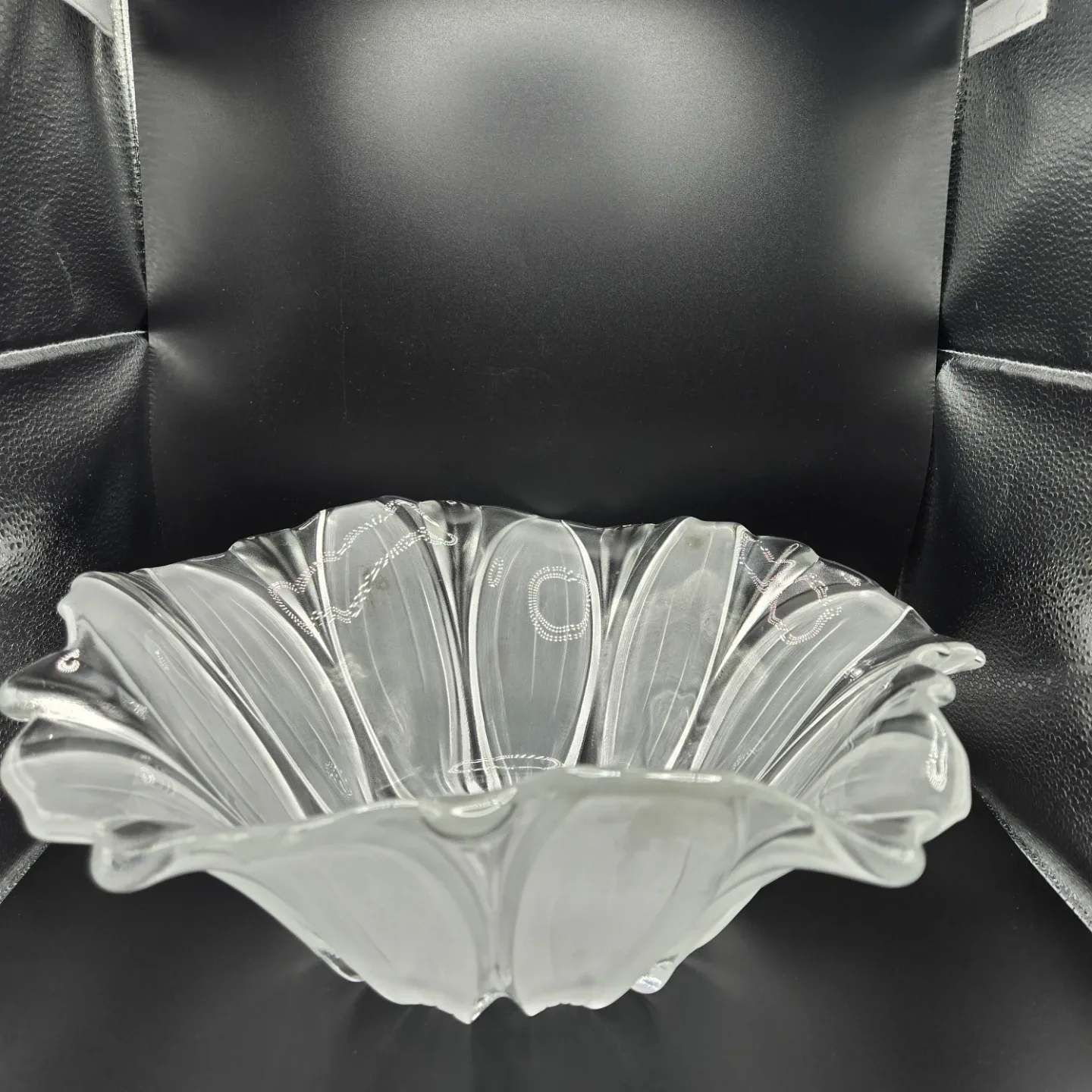 Glass Sunflower Serving Bowl