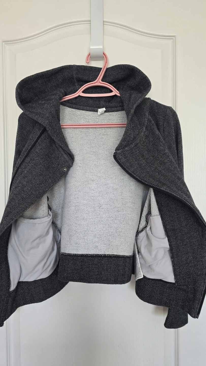 Girls Under Armour ColdGear Hooded Jacket Size kids 10-12Y - photo 2
