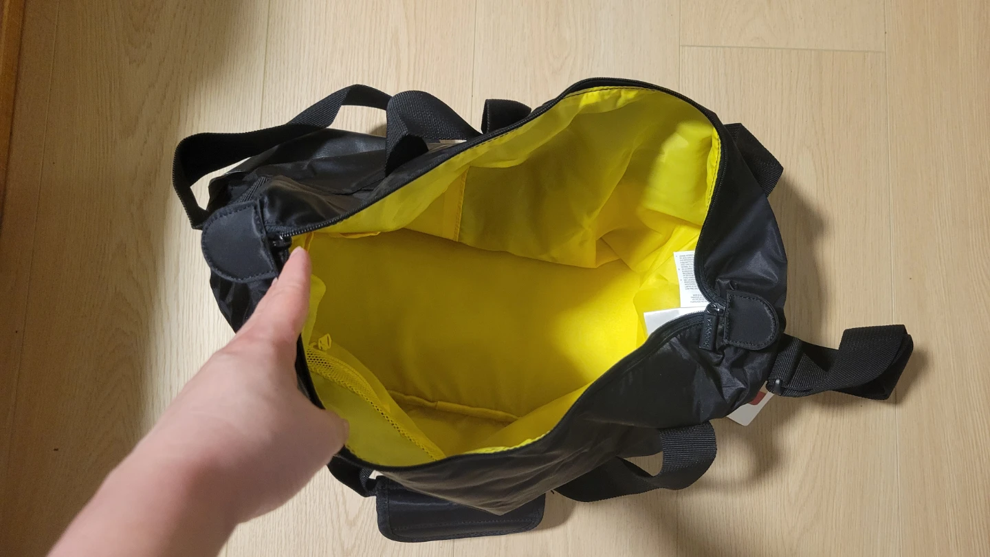 Reebok Black Duffle Bag - photo 3