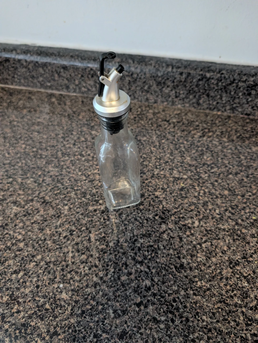 Glass Cruet with Spout/oil dispenser - photo 3