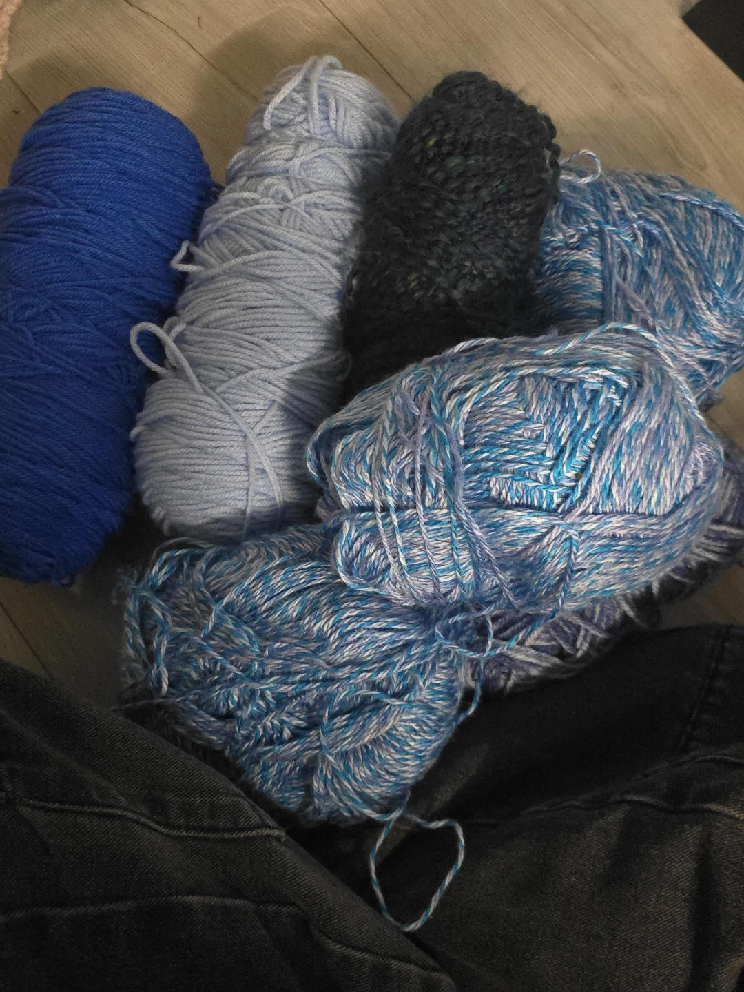 Blue Yarn Bundle - photo 2