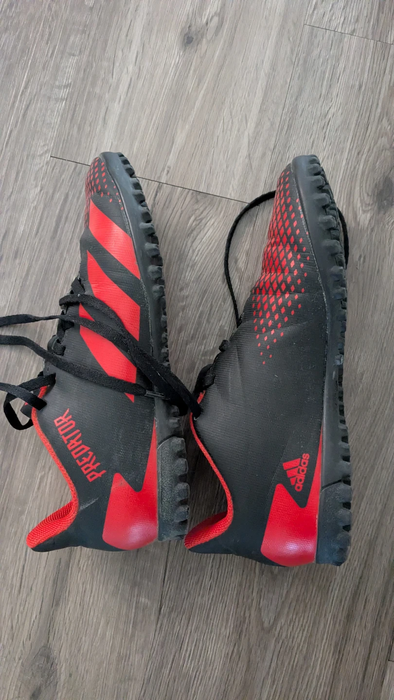 Adidas Predator Soccer Cleats Size 4 - photo 2
