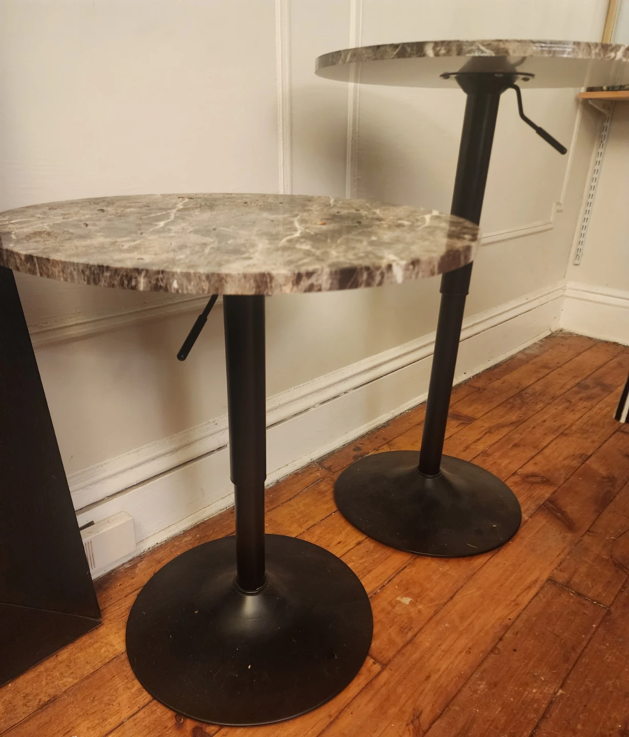 Adjustable Height Coffee/Pub Table - photo 2