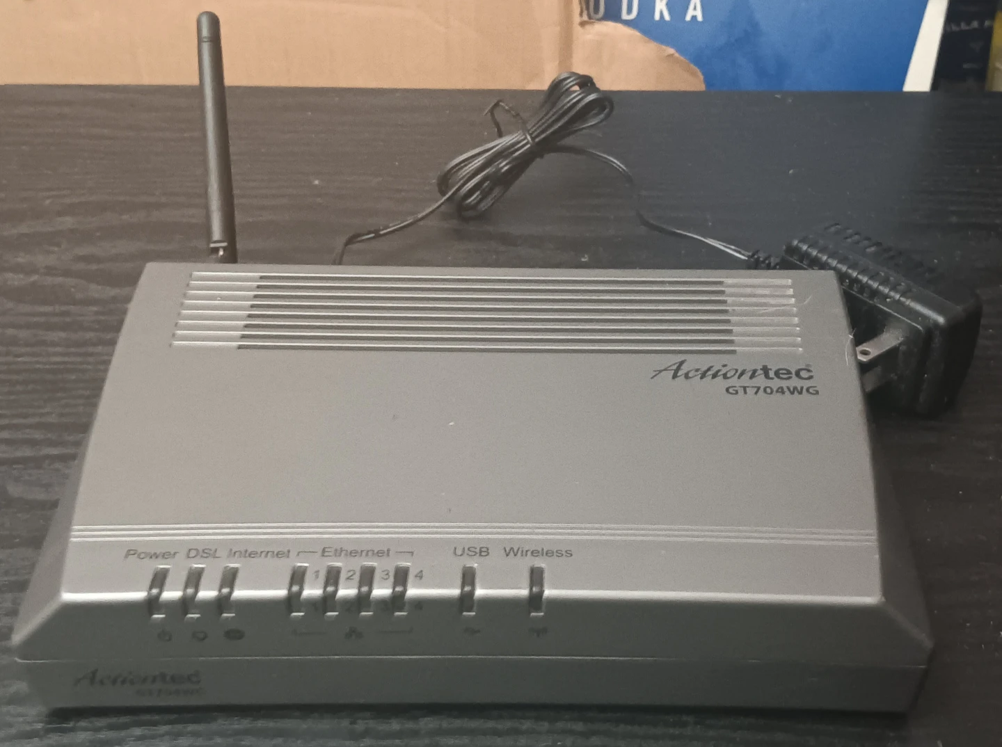 Actiontec GT704WG Wireless DSL Modem Router