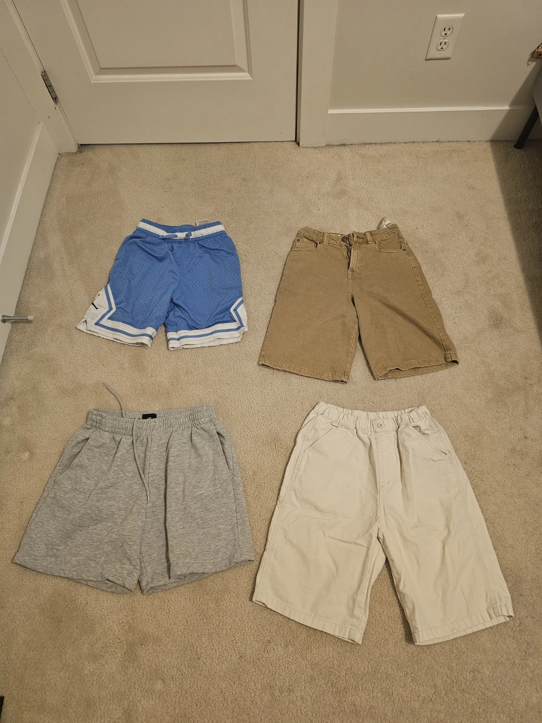 Tuff kids Shorts: Uniqlo, H&M, Jordan, Zara