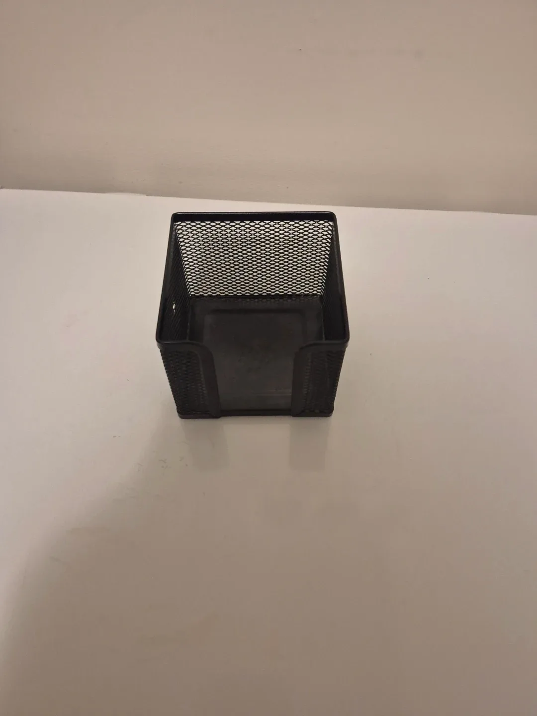 Black Mesh Desk Organizer for Sticky Notes - photo 2