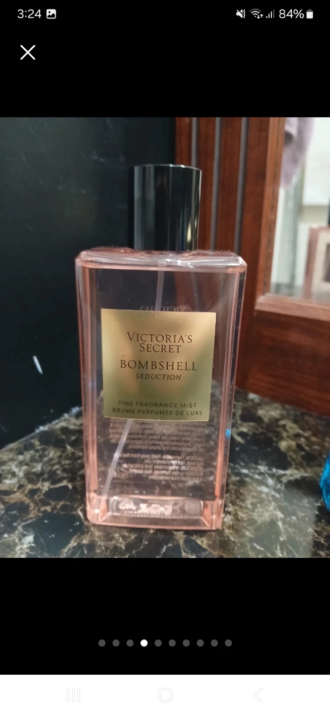 Victoria's Secret Bombshell perfume mist