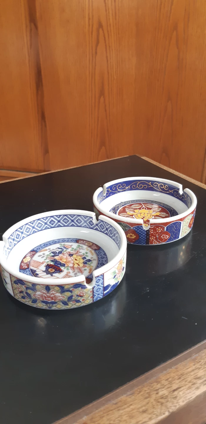 2 Vintage Imari Ashtrays