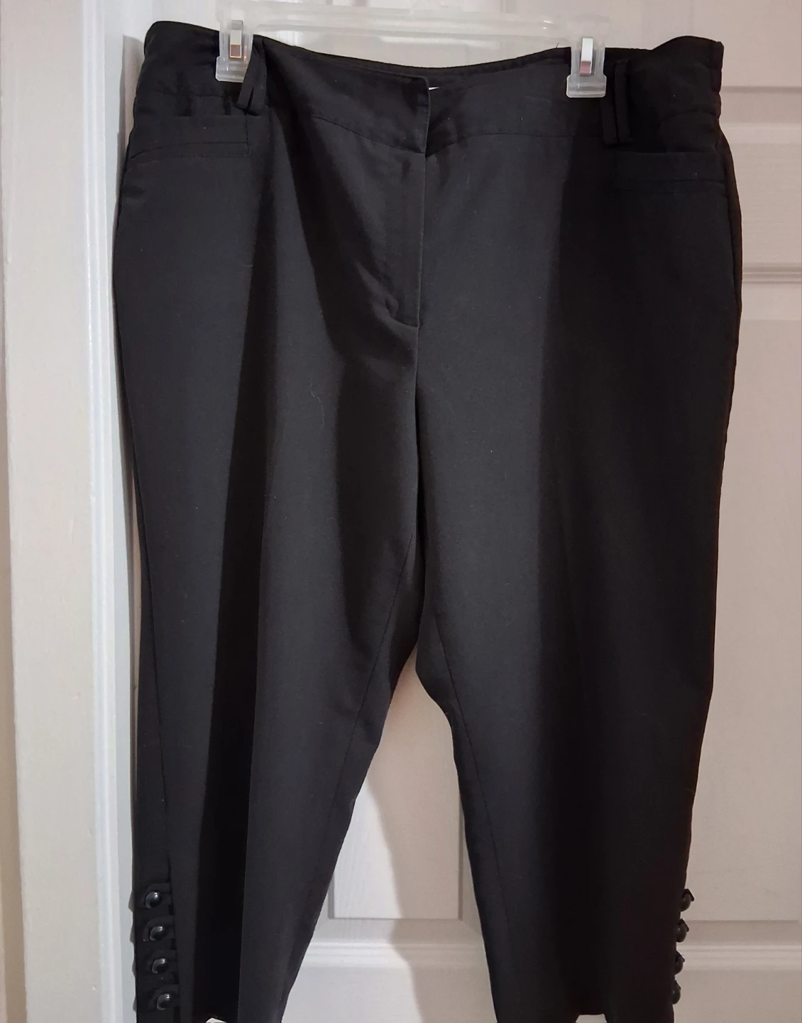 Dressbarn Women's Black Capri Pants Size 14