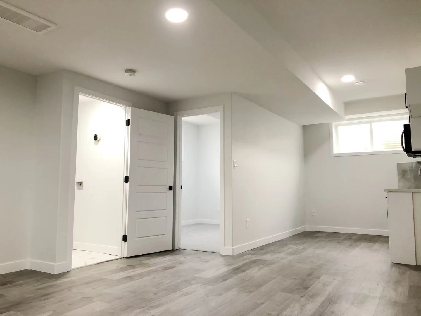 Studio basement for rent - photo 5