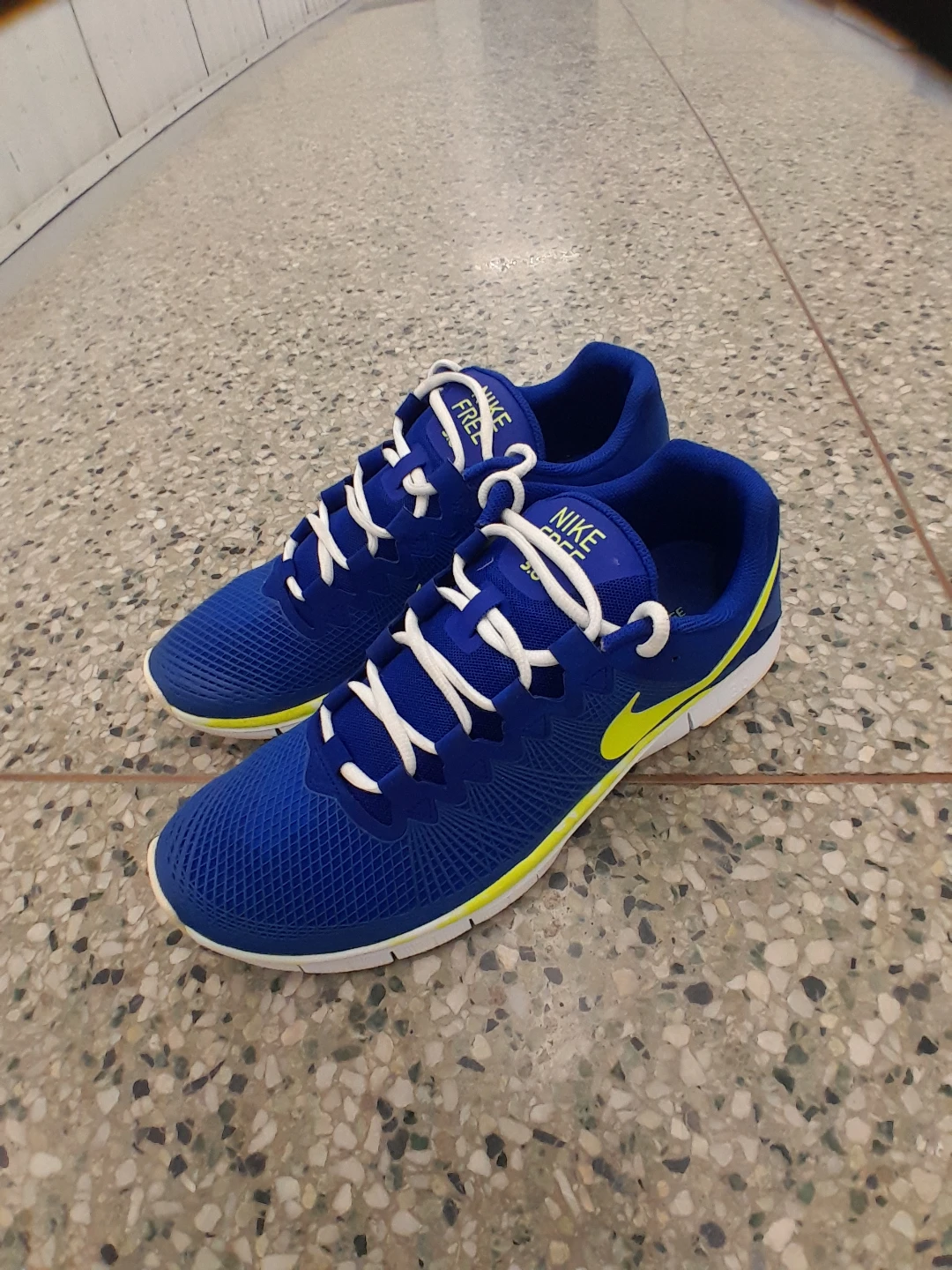 Nike Free RN Flyknit Running Shoes - Blue/Yellow Men's size 13 - photo 3