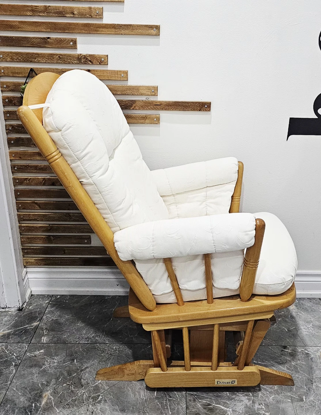 Dutailier Glider Rocking Chair - photo 2