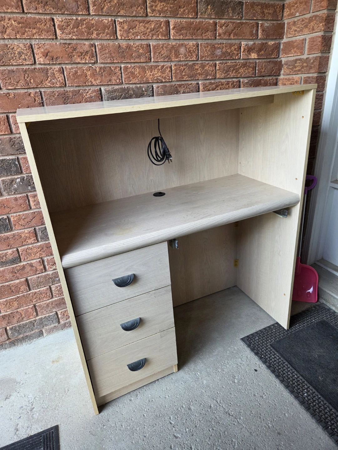 Light Wood Desk with Hutch and Drawers - photo 2