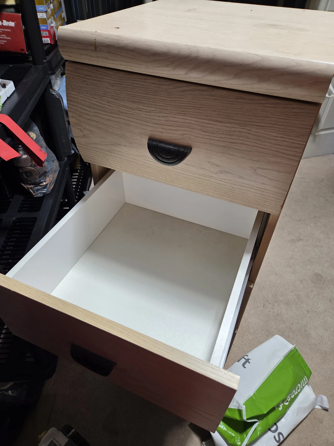 Light Wood Desk with Hutch and Drawers - photo 3