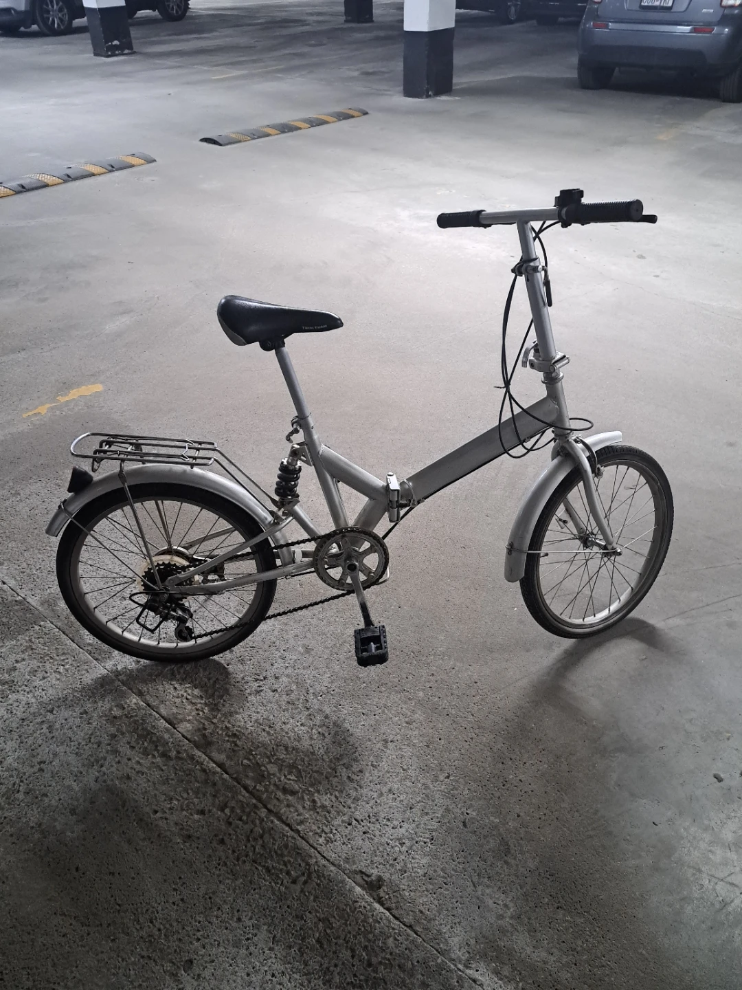 Silver Folding Bike with Rear Rack - photo 2