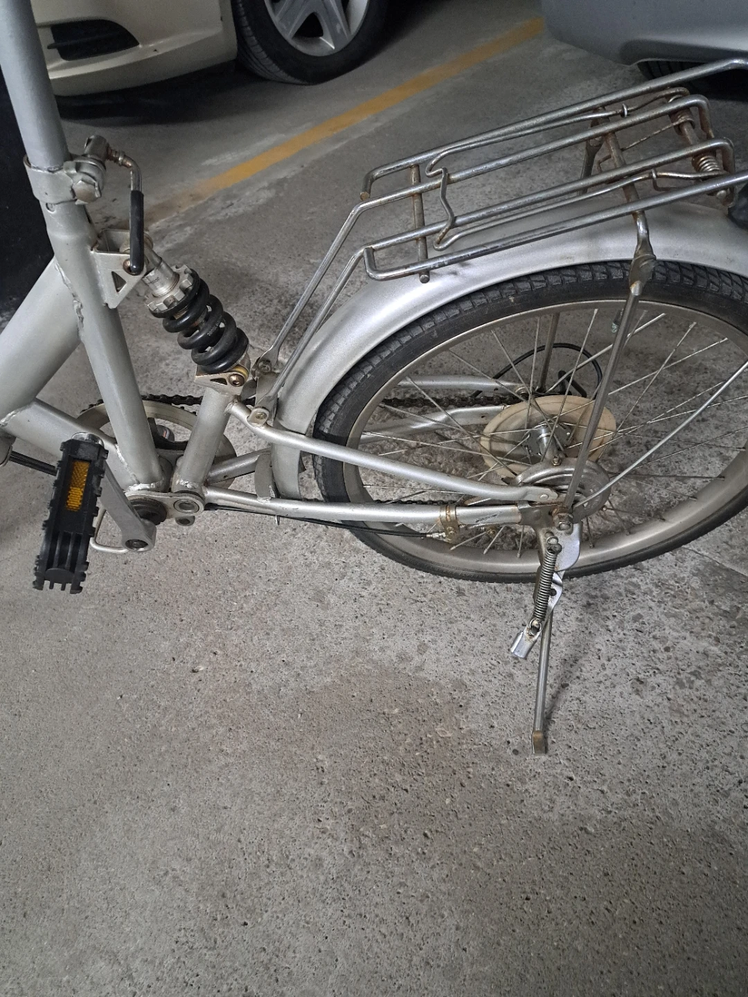 Silver Folding Bike with Rear Rack - photo 3
