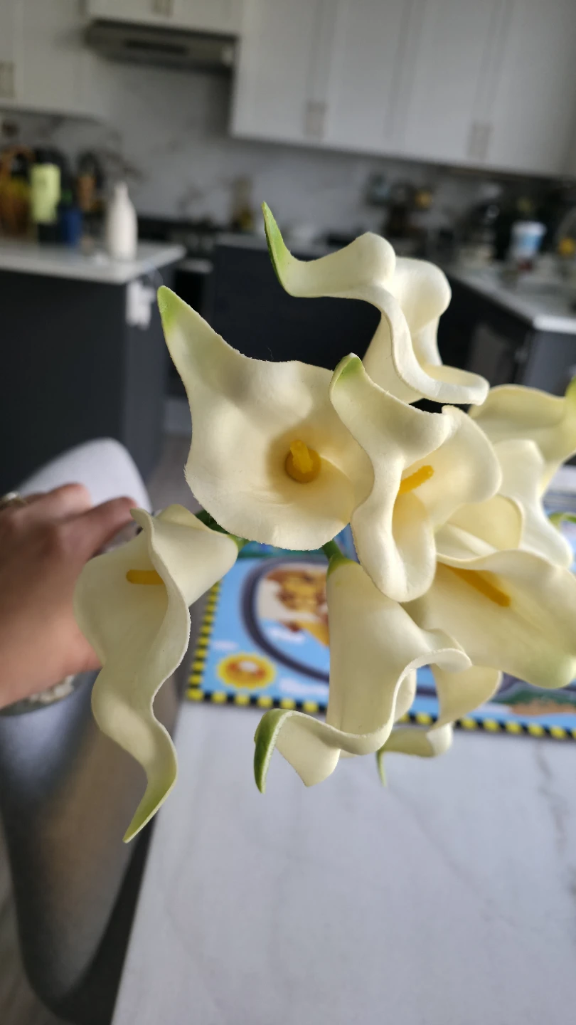 Artificial White Calla Lily Bouquet - photo 2