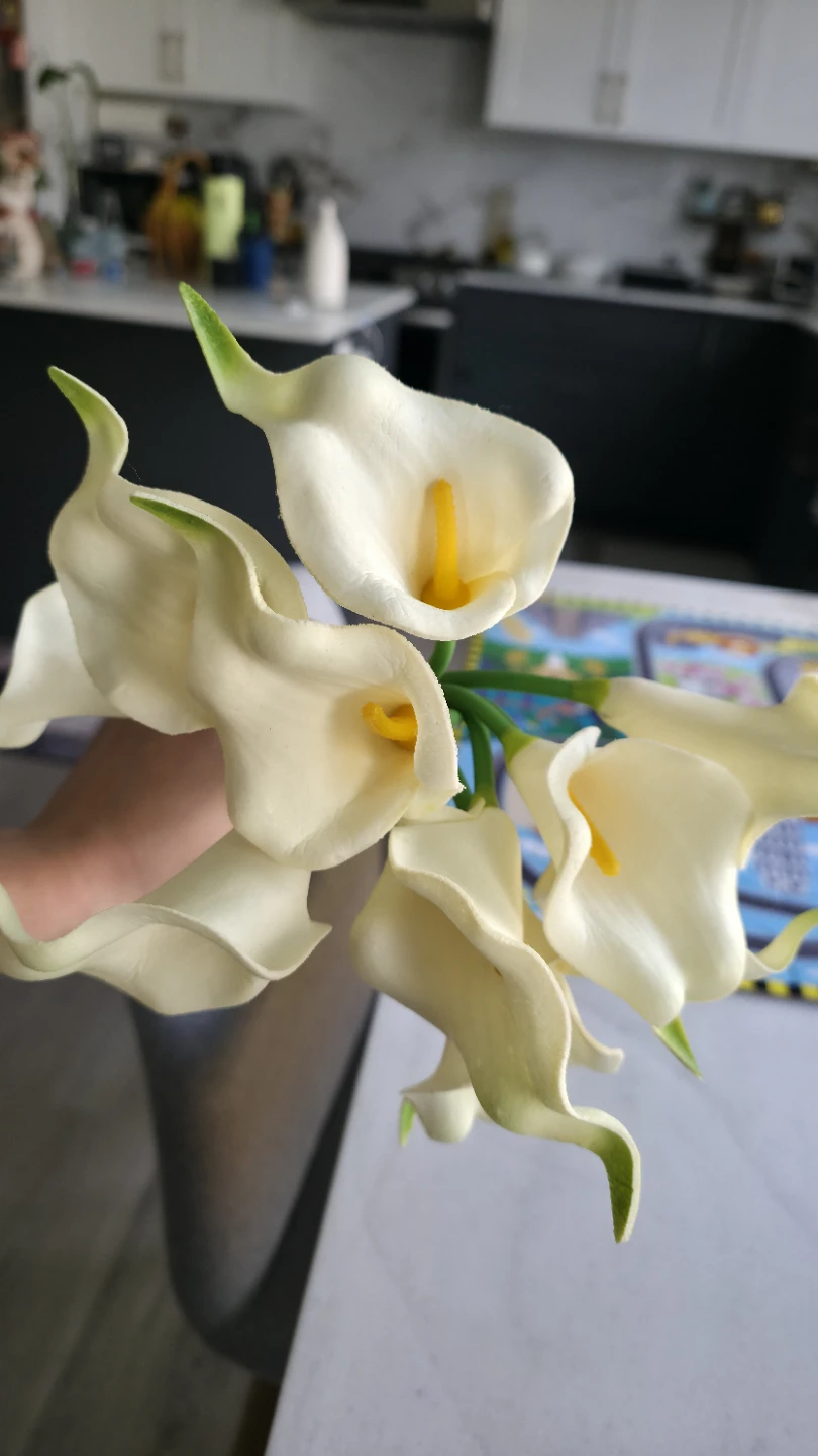 Artificial White Calla Lily Bouquet - photo 4