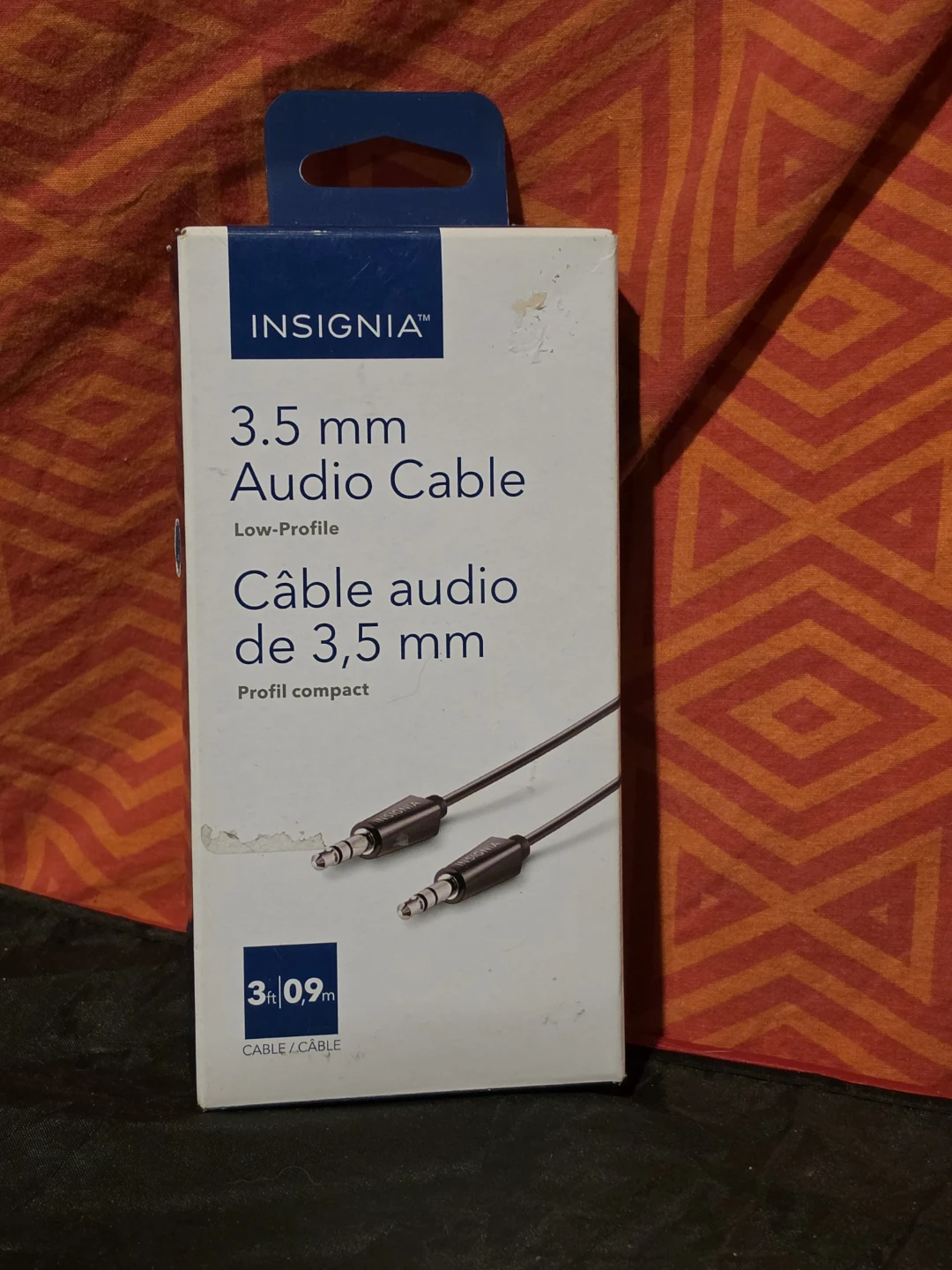 Insignia 3.5 mm Audio Cable - 3 ft