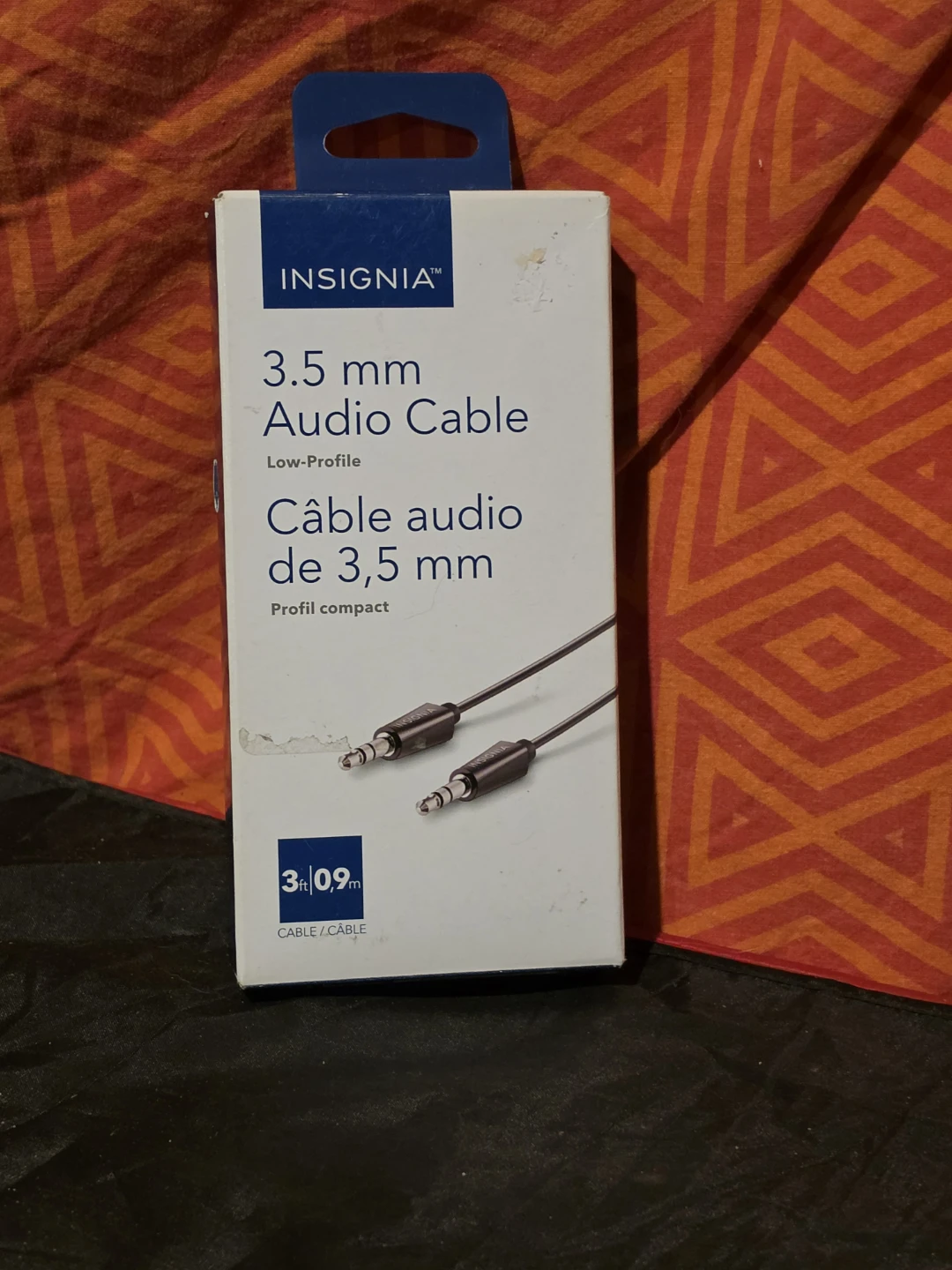 Insignia 3.5 mm Audio Cable - 3 ft - photo 4