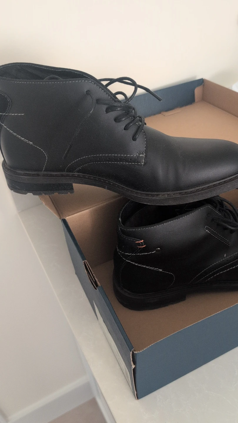 Arkbizd Black Leather Lace-Up Chukka Boots - Size US 10 - photo 4