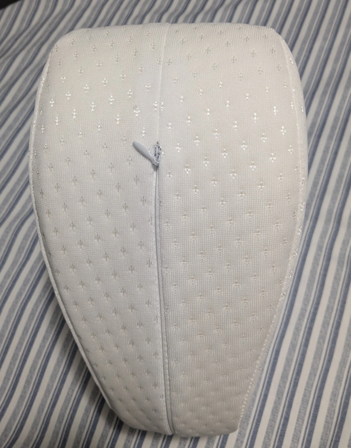 CONTOURED MEMORY FOAM KNEE/ LEG PILLOW - photo 4