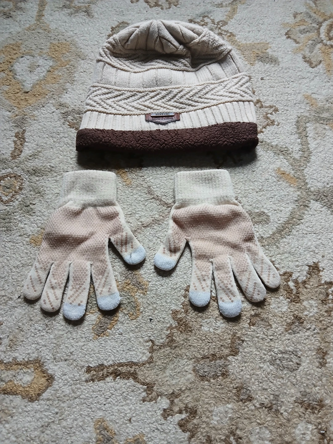 Beanie Hat and Gloves Set - photo 2