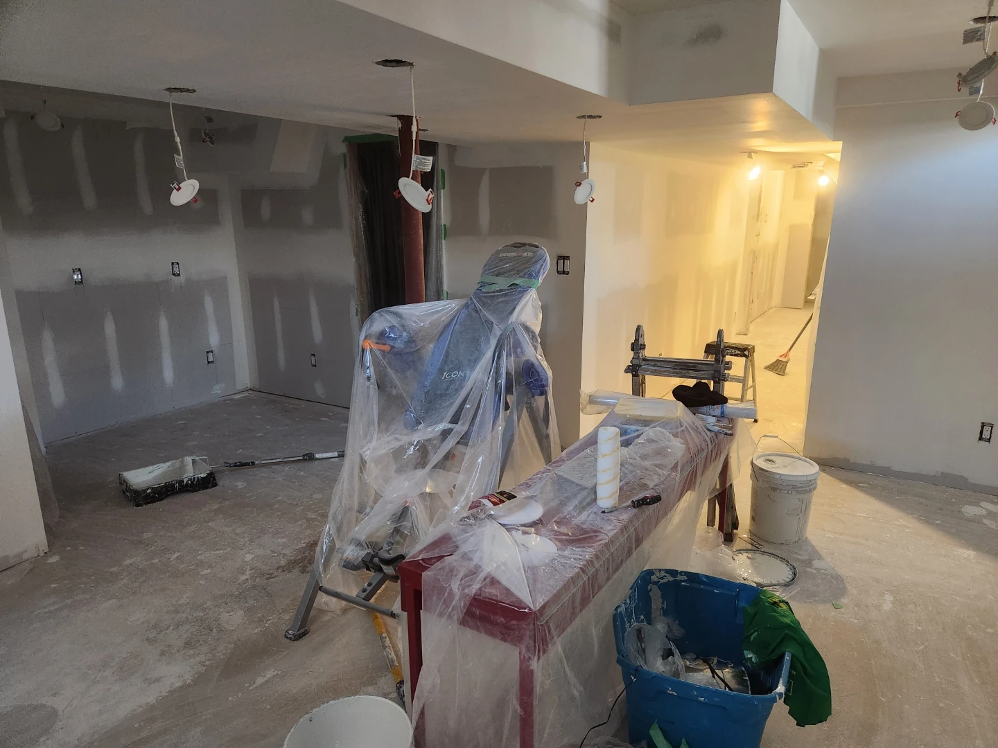 Mikes affordable painting service - photo 3