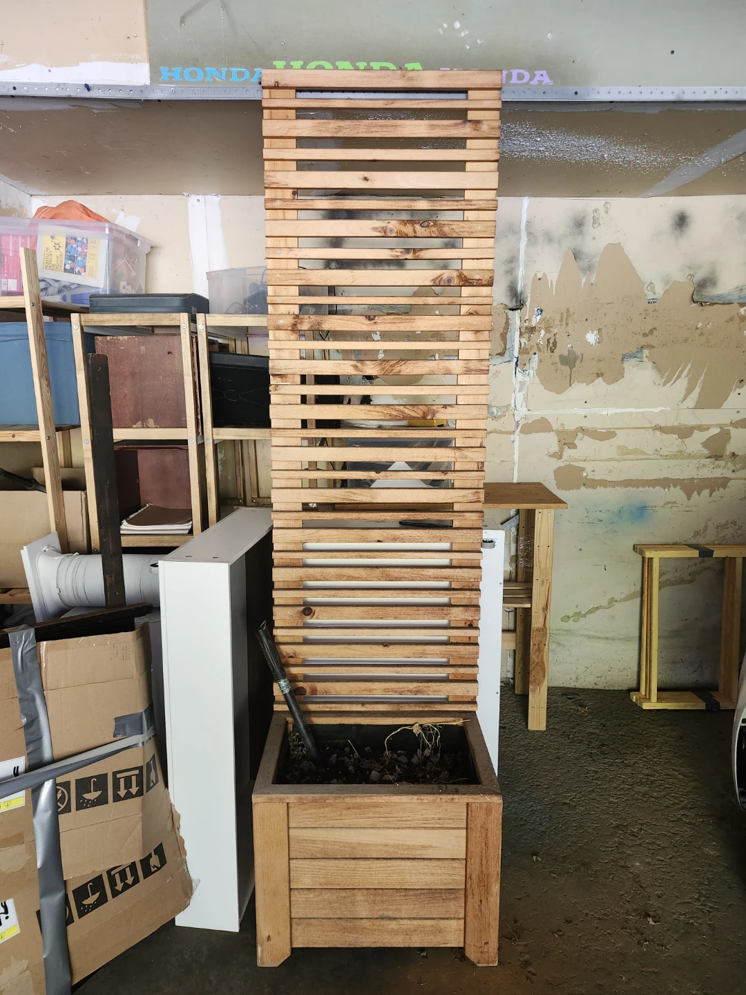 Wooden Planter Box with Trellis
