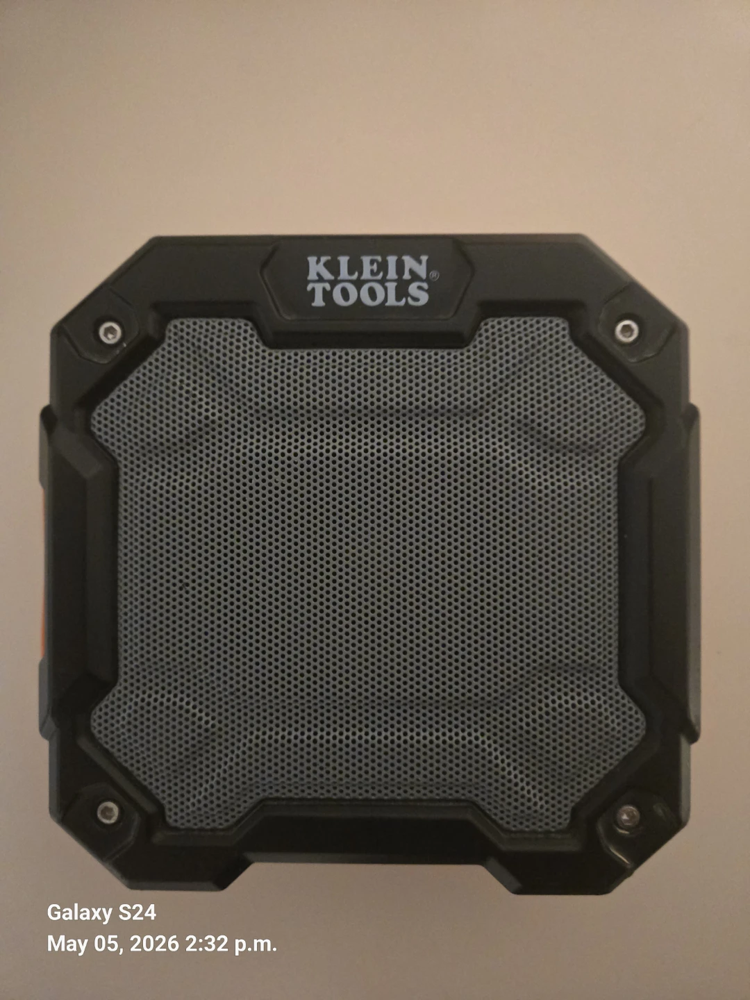 Título: Klein Tools Bluetooth Speaker - LOUD - Works 100%