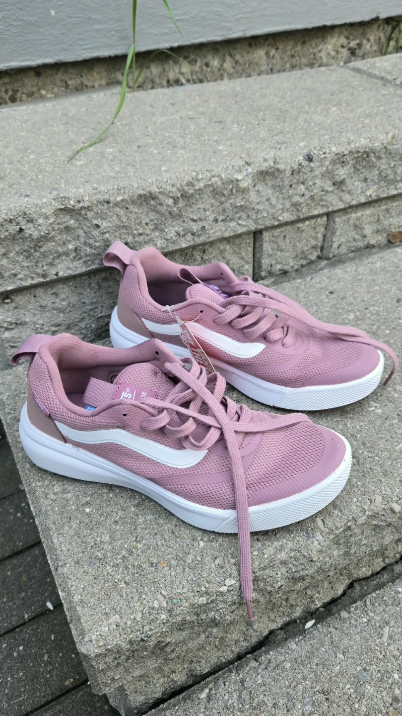 Vans Ultrarange Rapidweld Shoes - Women's Size 7.5