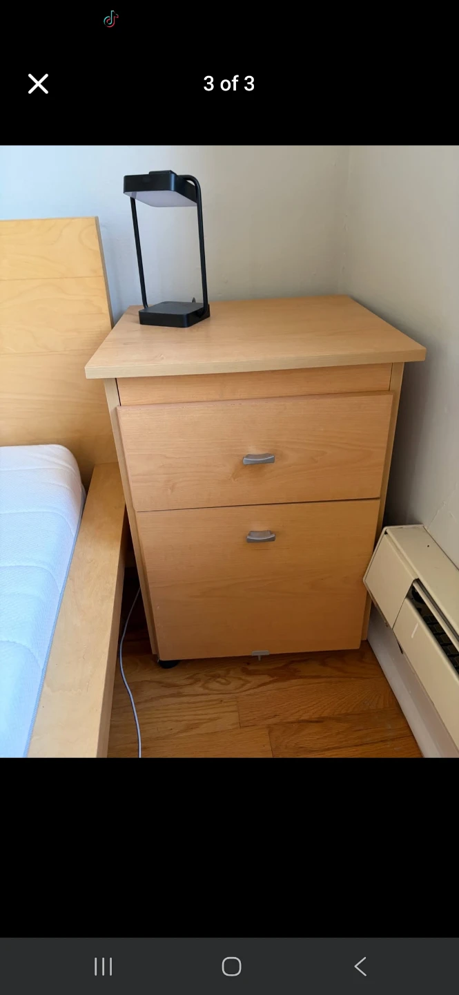 Queen bed and night stand - photo 3