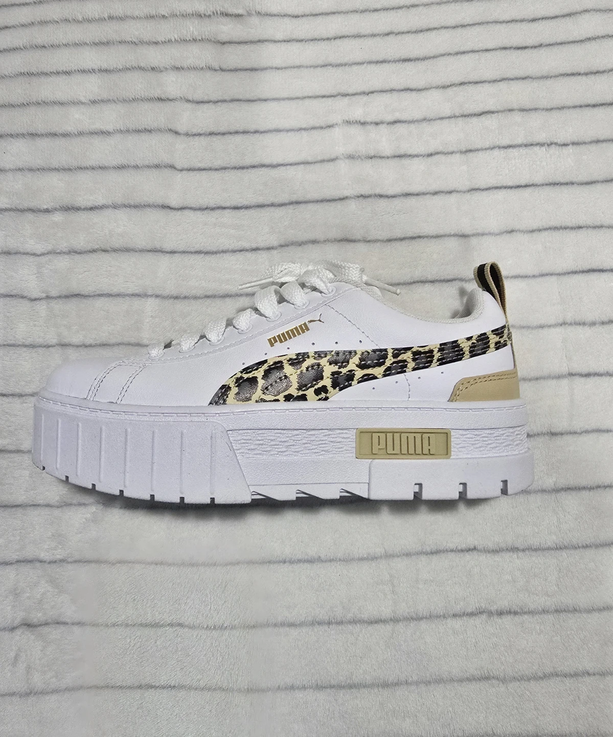 Puma Women's White & Leopard Print Platform Sneakers Size 8 - photo 4