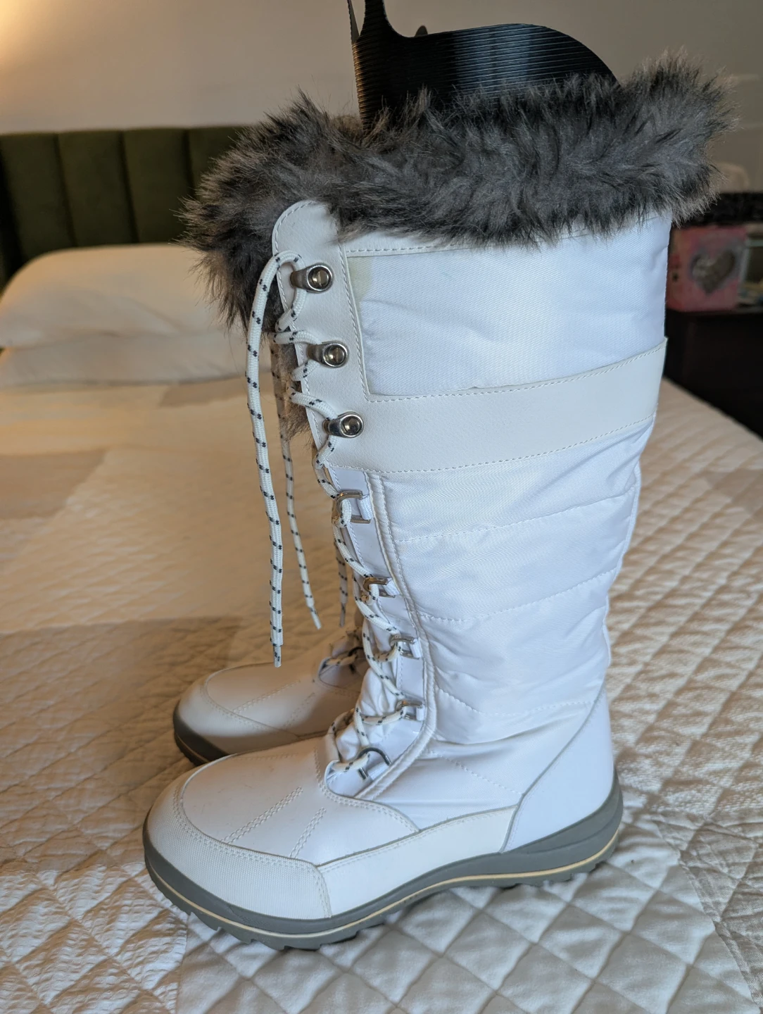 US11 ALDO White Fuax Fur Trimmed Winter Boots - photo 2