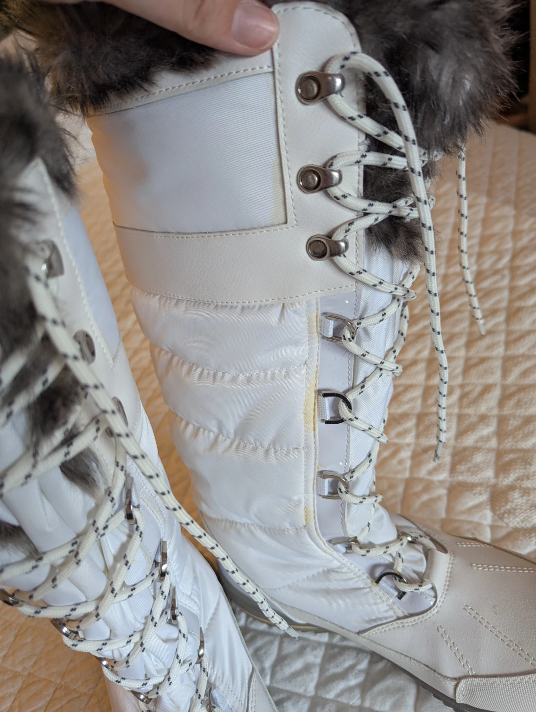 US11 ALDO White Fuax Fur Trimmed Winter Boots - photo 4