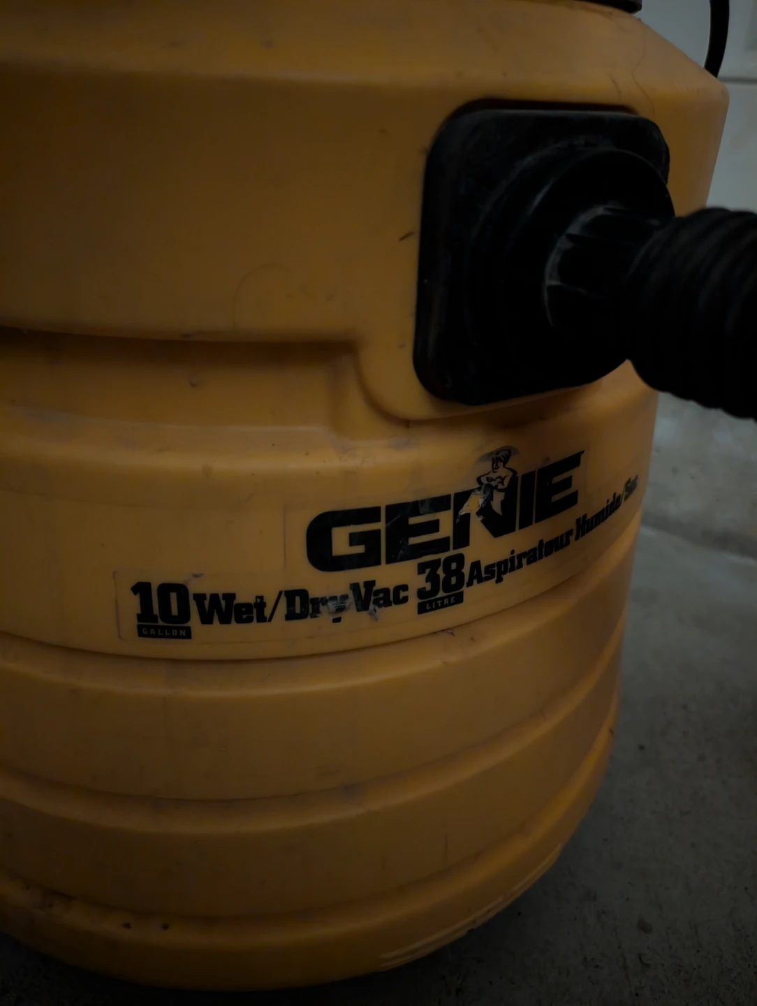Genie 10 Gallon Wet/Dry Vac SV300Q - photo 3