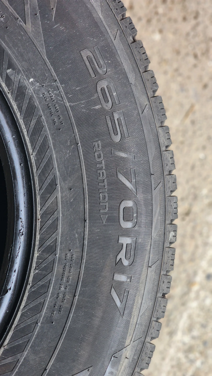 Nokian Hakkapeliitta R5 SUV Winter Tire 265/70R17
