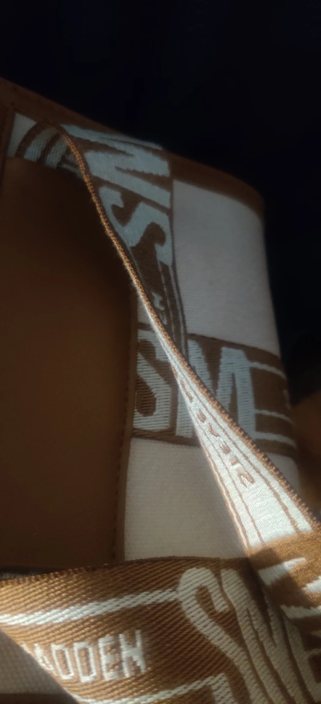 Steve Madden Tan Canvas Wallet/Beltbag - photo 3