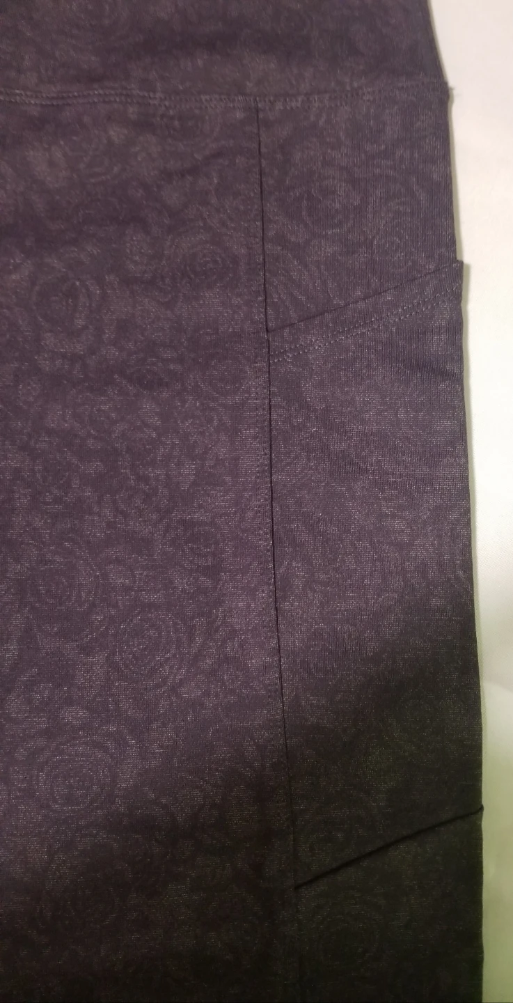 Brand new Kirkland Signature Ladies Active Leggings - photo 3