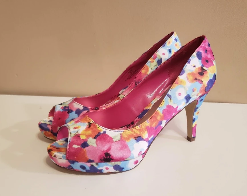 Floral Heels (size 6.5) - photo 4