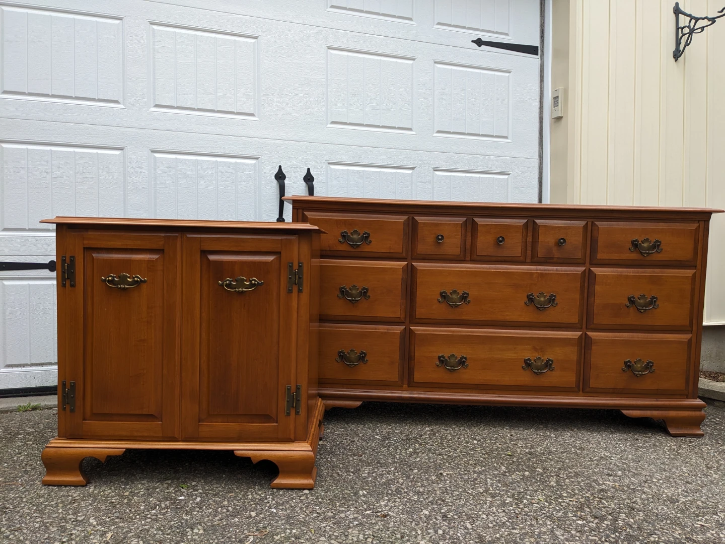 Vilas Dresser Set in Solid Maple