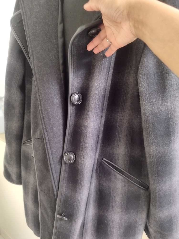 Autumn Jacket with check Design Pre- Cleaned - photo 2